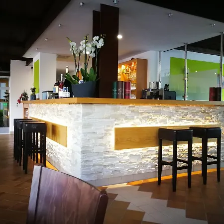 Ario & Resturant Hotel 4*
