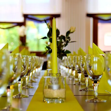 Ario & Resturant Hotel